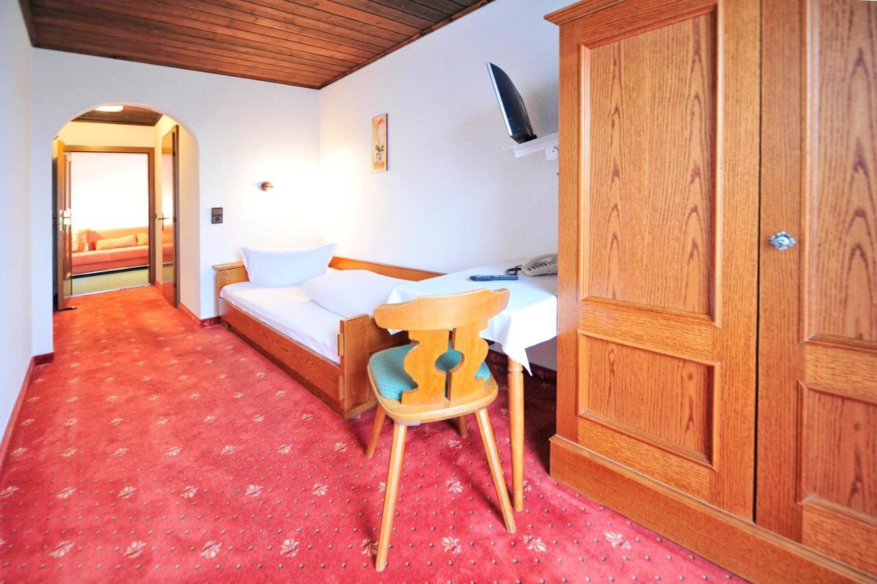 Hotel Galtuererhof ภายนอก รูปภาพ